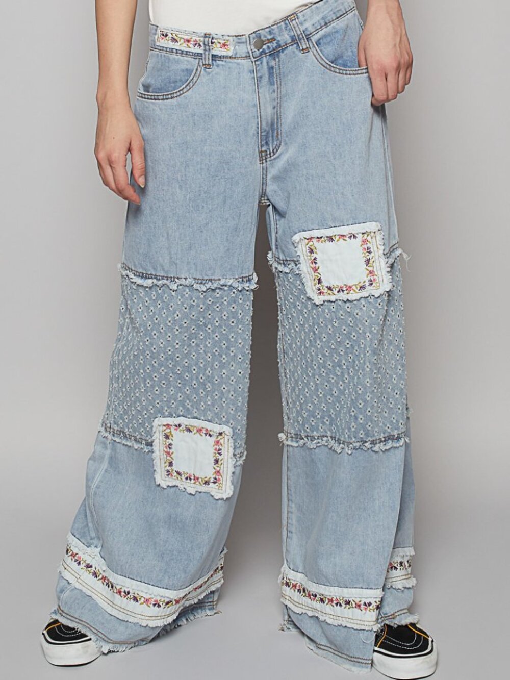 THE SWEETEST POL FLOWER EMBROIDERED PATCHWORK DENIM